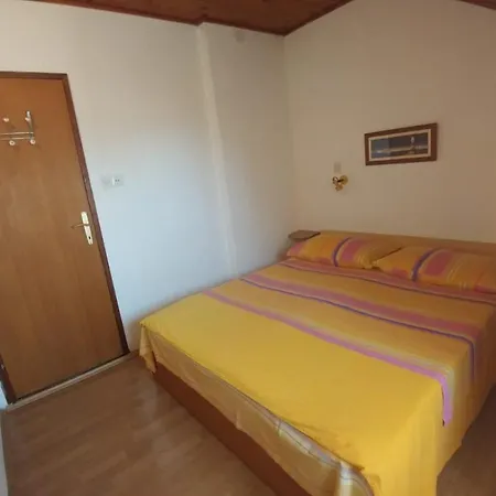 By The Sea Brela, Makarska - 16065 브렐라